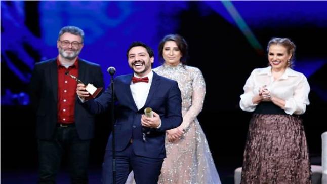 الفيلم التونسي «بيك نعيش» يحصد 3 جوائز بمهرجان القاهرة السينمائي